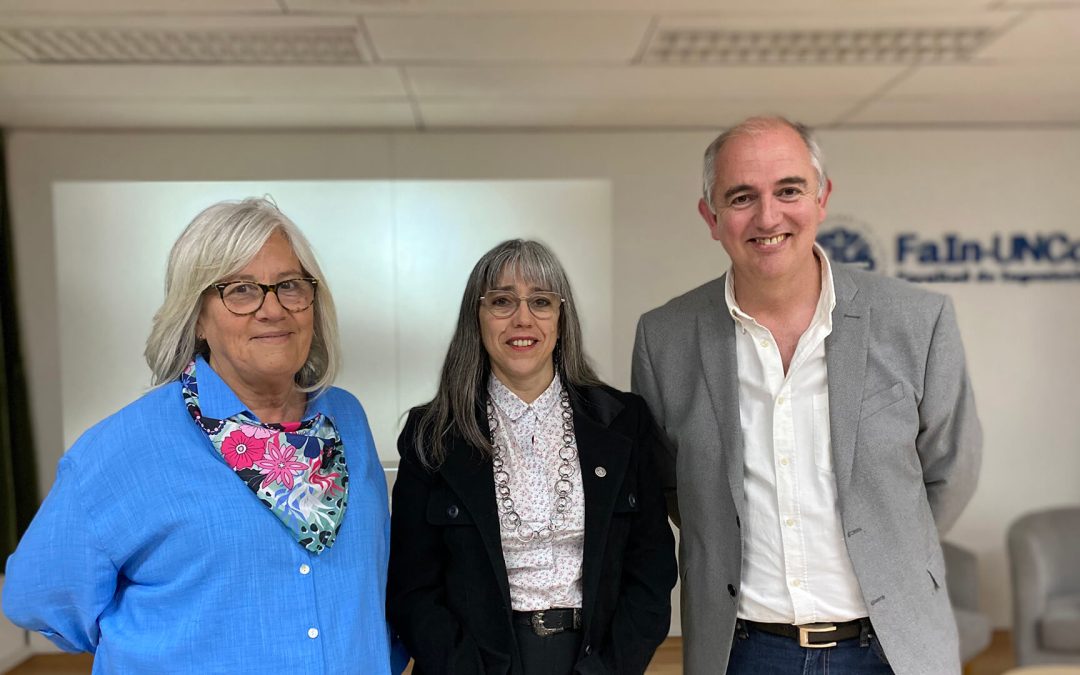 La presidenta de la Comisión Nacional de Energía Atómica disertó en la Facultad de Ingeniería